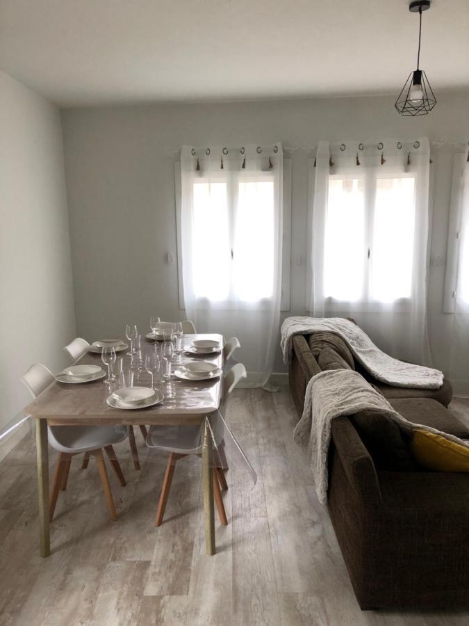 Appartement Cosy Et Lumineux Caussens Exterior photo